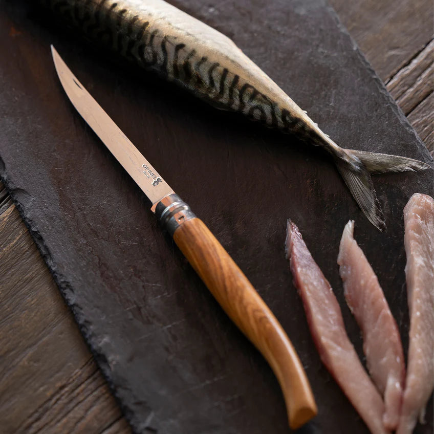 Cuchillo N°12 slim mango de olivo 12 cm